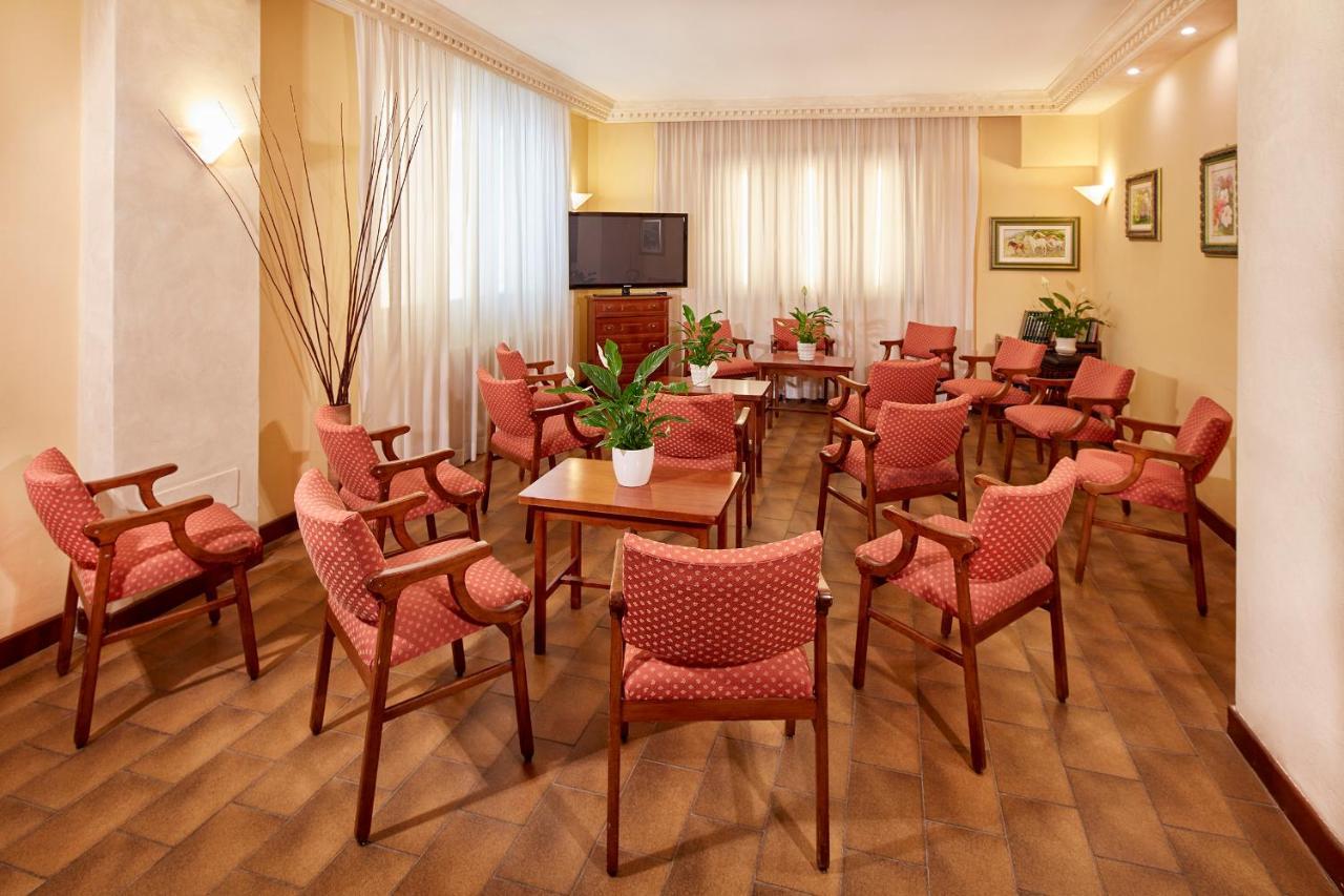 Hotel Plaza Tabiano Terme ภายนอก รูปภาพ