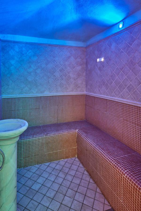 Hotel Plaza Tabiano Terme ภายนอก รูปภาพ